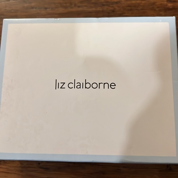 Wallet! - Picture 2 of 7